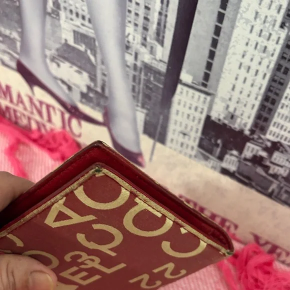 Chanel Coco kisslock wallet in fabric and leather - Picture 9 of 16